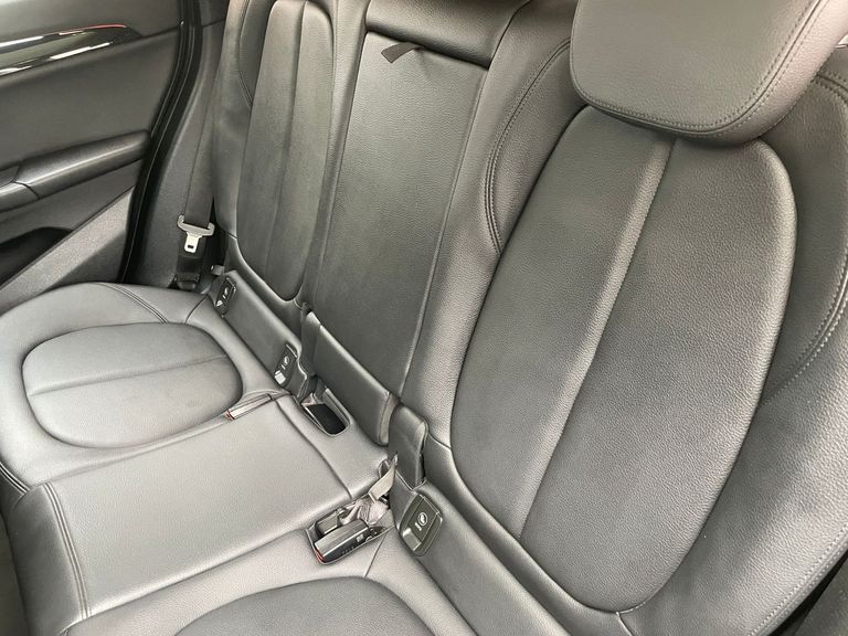 BMW X1 SDRIVE 20i X-Line 2.0 TB Active Flex