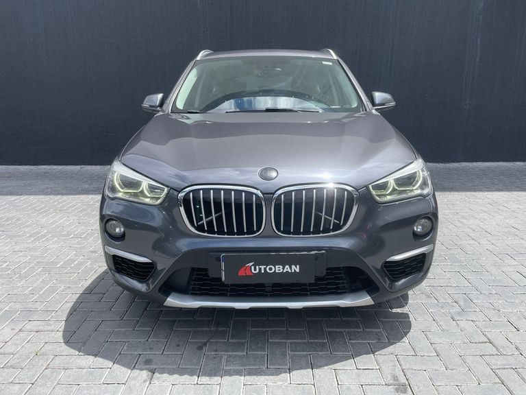 BMW X1 SDRIVE 20i X-Line 2.0 TB Active Flex