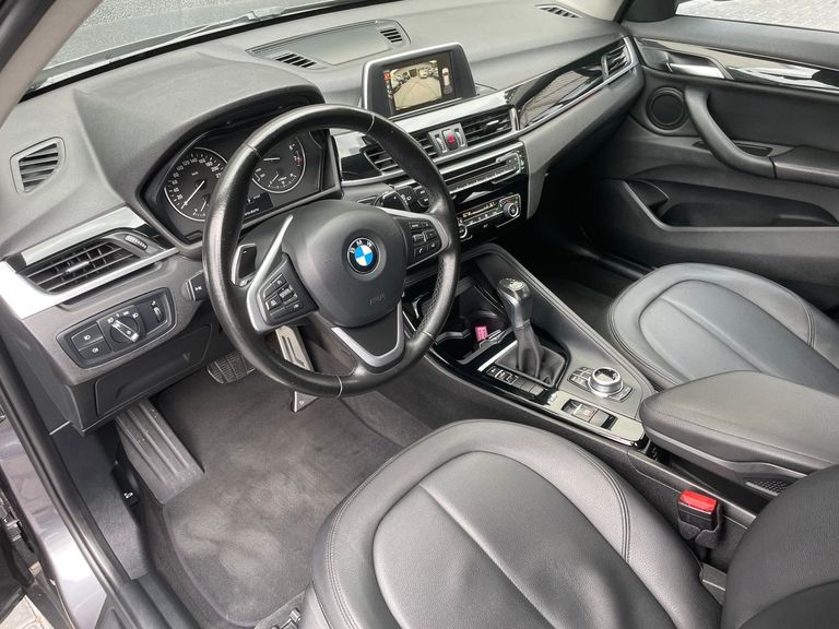 BMW X1 SDRIVE 20i X-Line 2.0 TB Active Flex