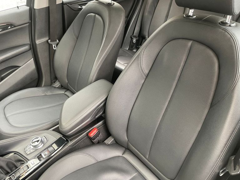 BMW X1 SDRIVE 20i X-Line 2.0 TB Active Flex