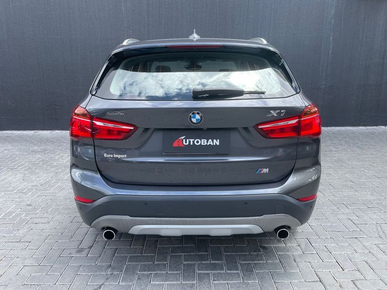 BMW X1 SDRIVE 20i X-Line 2.0 TB Active Flex