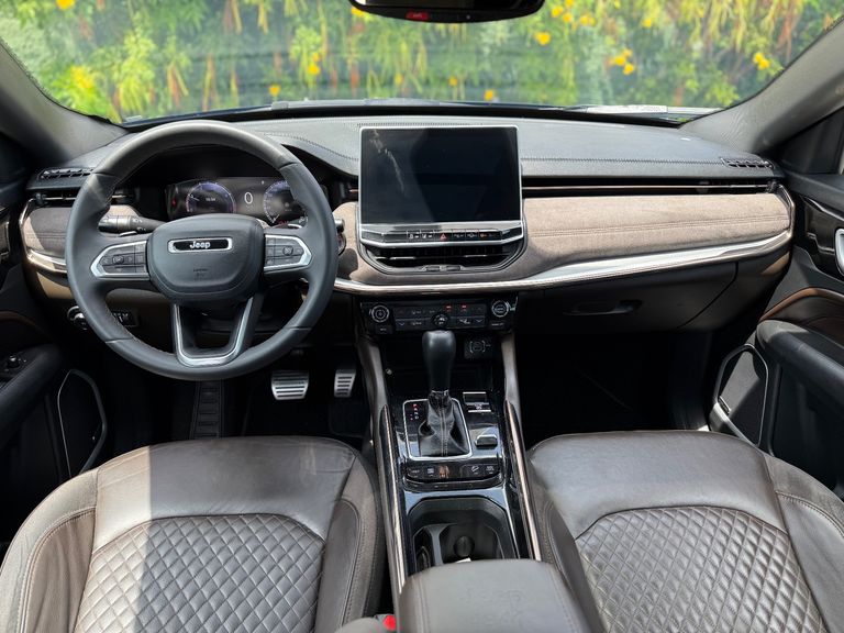 Jeep Commander Overl. TD380 2.0 4x4 Die. Aut.