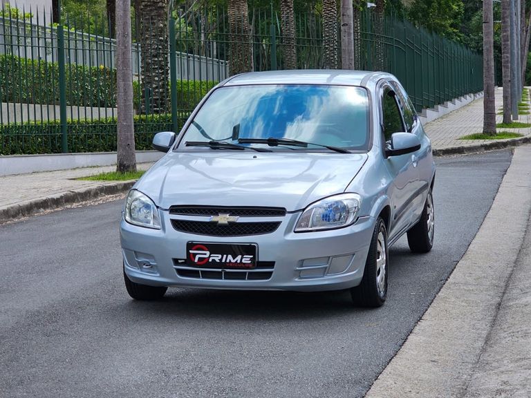 Chevrolet Celta Life/ LS 1.0 MPFI 8V FlexPower 3p