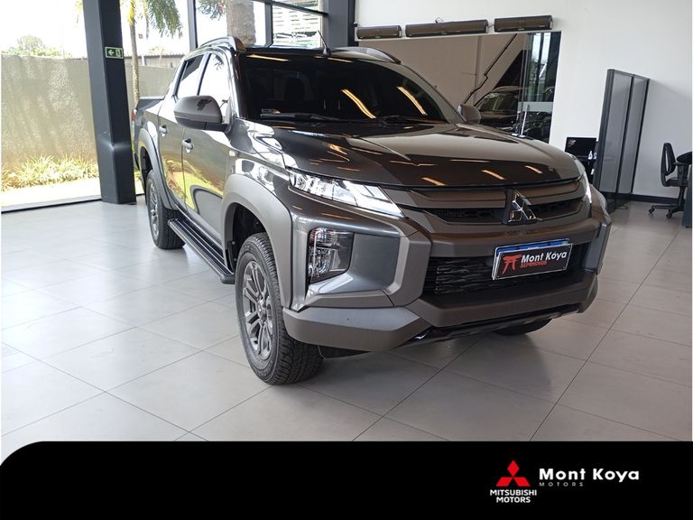 Mitsubishi L200 Trit. S.Out. GLS 2.4 CD Diesel Aut.