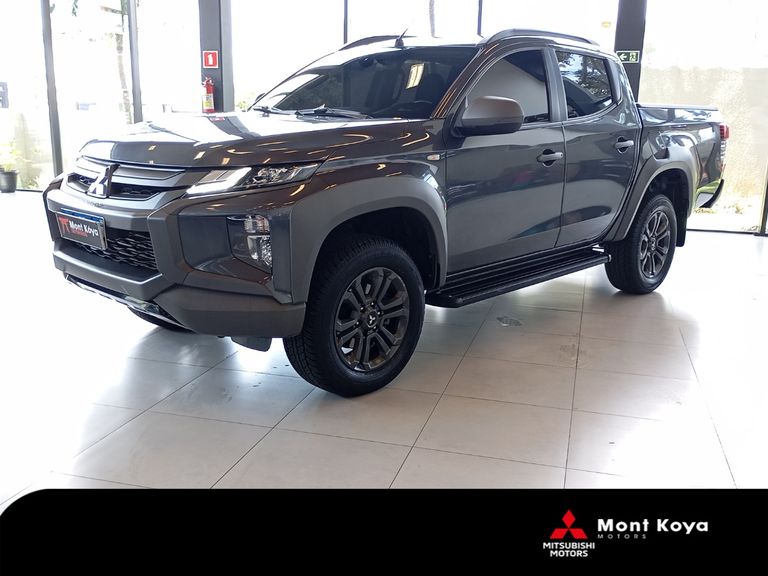 Mitsubishi L200 Trit. S.Out. GLS 2.4 CD Diesel Aut.