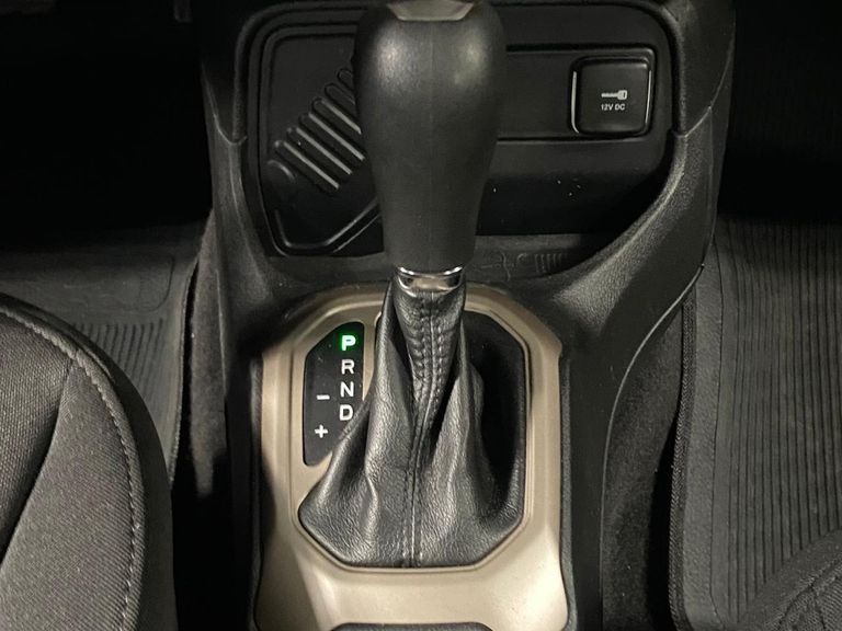 Hyundai i30 2.0 16V 145cv 5p Aut.