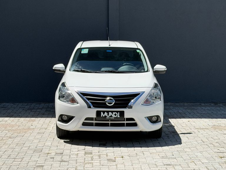 Nissan VERSA SL 1.6 16V FlexStart 4p Mec.