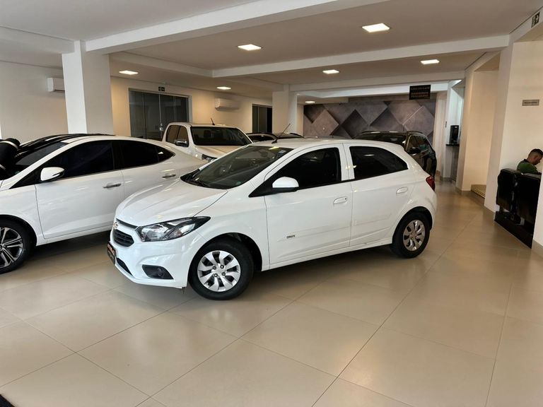 Chevrolet ONIX HATCH LT 1.0 8V FlexPower 5p Mec.