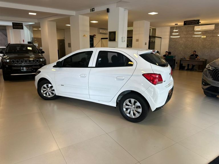 Chevrolet ONIX HATCH LT 1.0 8V FlexPower 5p Mec.