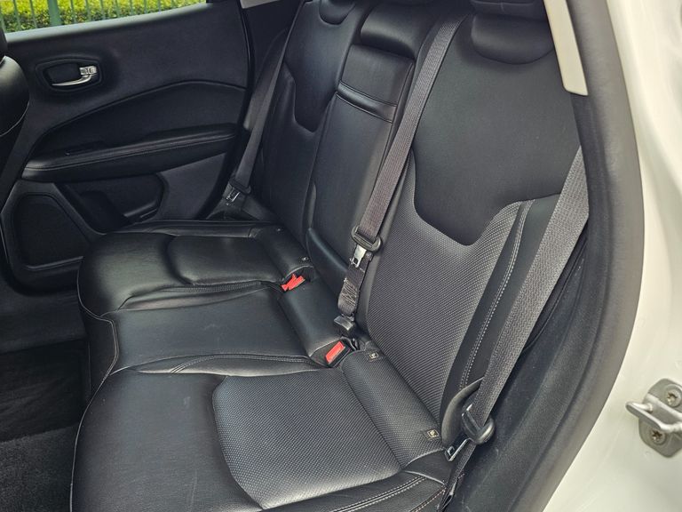 Jeep COMPASS LONGITUDE 2.0 4x2 Flex 16V Aut.