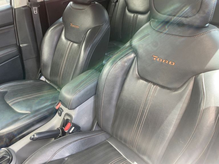 Fiat Toro Volcano 2.0 16V 4x4 TB Diesel Aut.