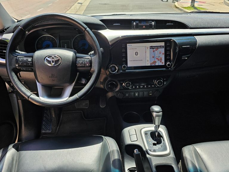 Toyota Hilux CD SRV 4x4 2.7 Flex 16V Aut.