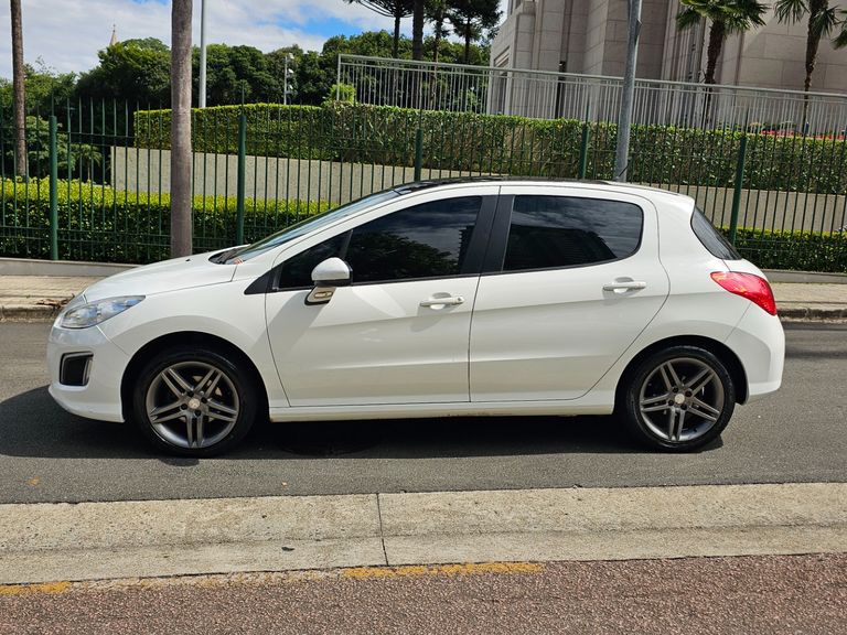 Peugeot 308 Allure 2.0 Flex 16V 5p Aut.