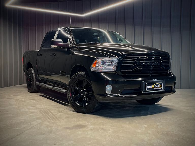 RAM CLASSIC LARAMIE NIGHT ED. 5.7 4X4 Aut.