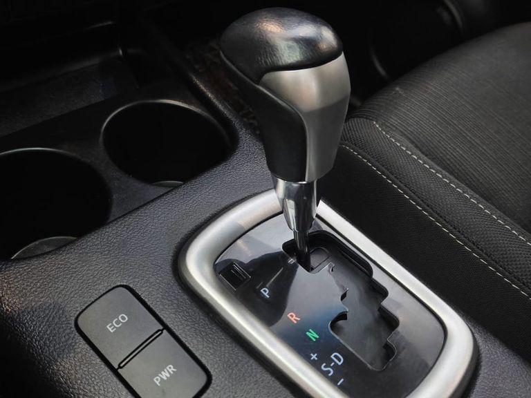 Toyota Hilux CD SR 4x4 2.8 TDI Diesel Aut.