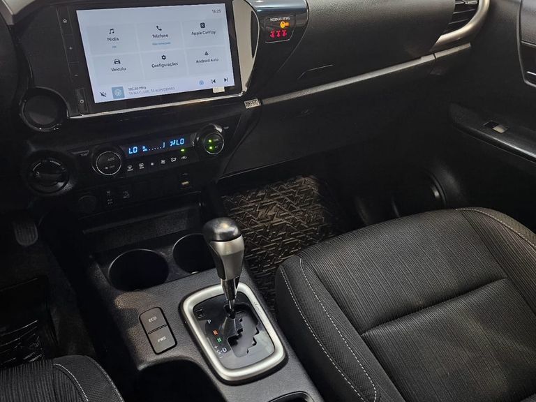 Toyota Hilux CD SR 4x4 2.8 TDI Diesel Aut.