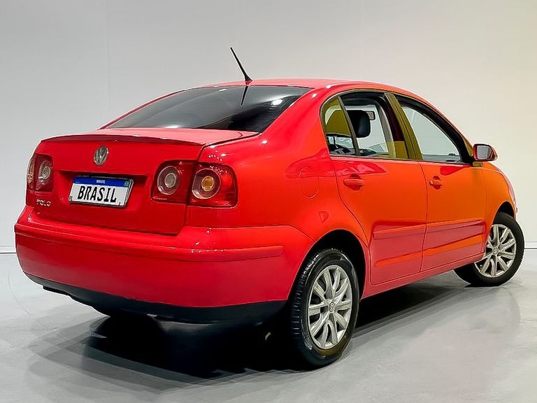 VolksWagen Polo Sedan 1.6 Mi Total Flex 8V 4p
