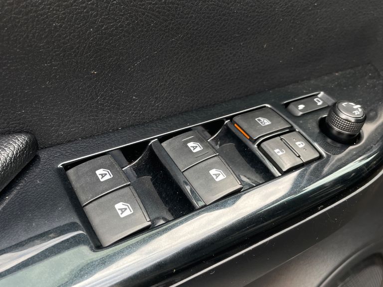 Toyota Hilux CD SRV 4x4 2.8 TDI Diesel Aut.