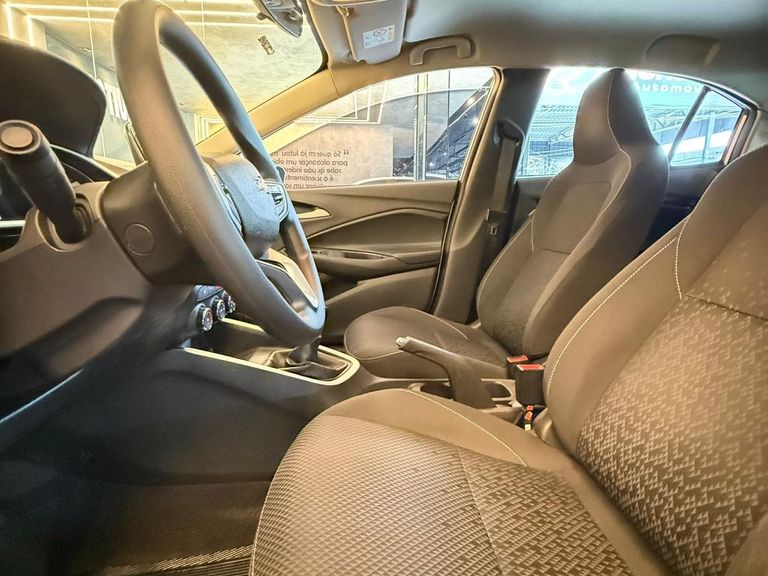 Chevrolet ONIX SEDAN Plus LT 1.0 12V Flex 4p Mec.