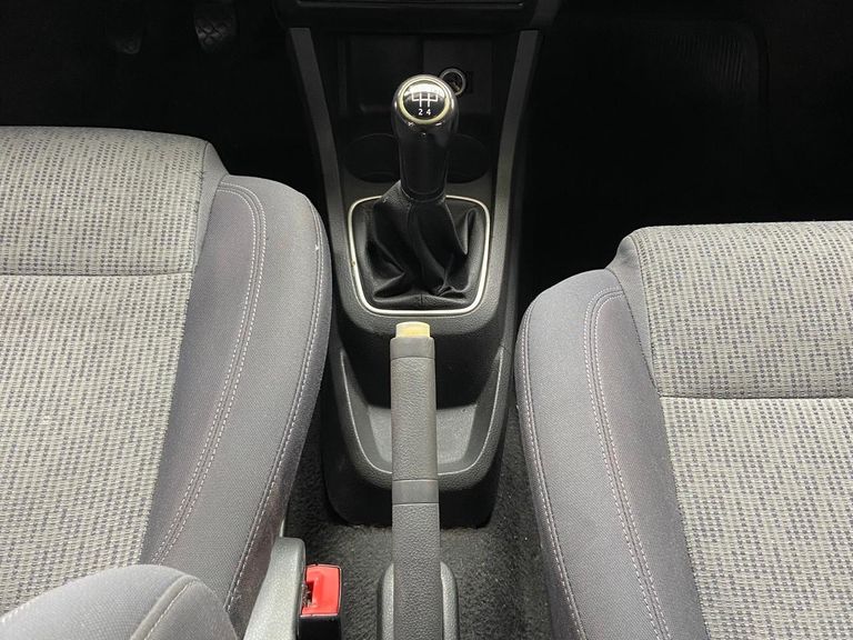 VolksWagen Fox 1.6 Mi Total Flex 8V 5p