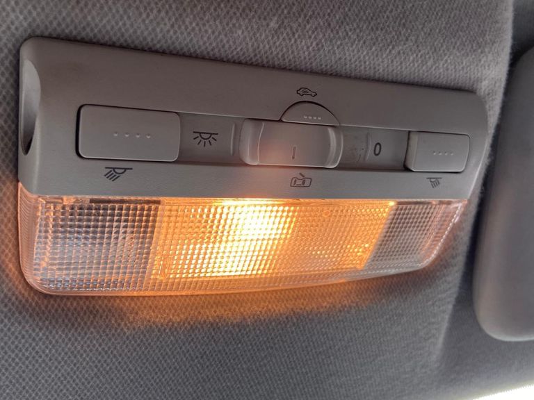 VolksWagen Fox 1.6 Mi Total Flex 8V 5p