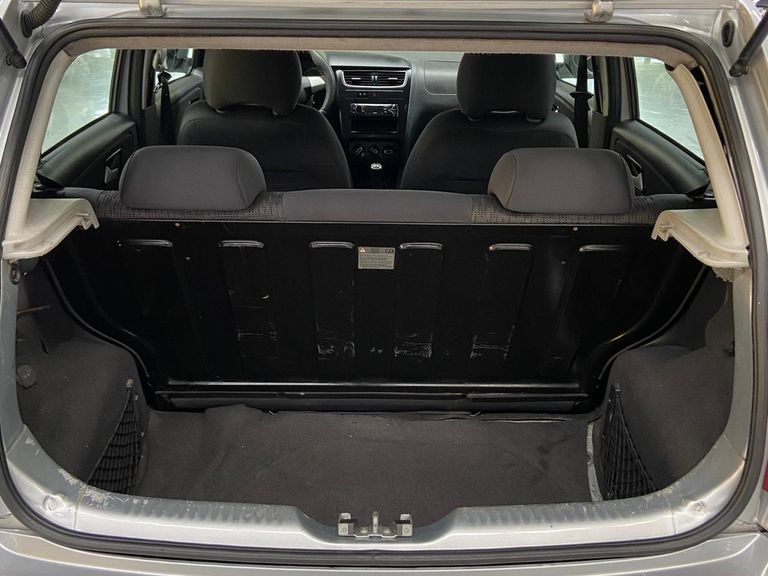 VolksWagen Fox 1.6 Mi Total Flex 8V 5p