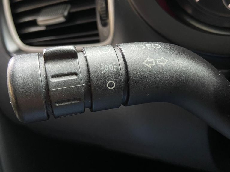 VolksWagen Fox 1.6 Mi Total Flex 8V 5p