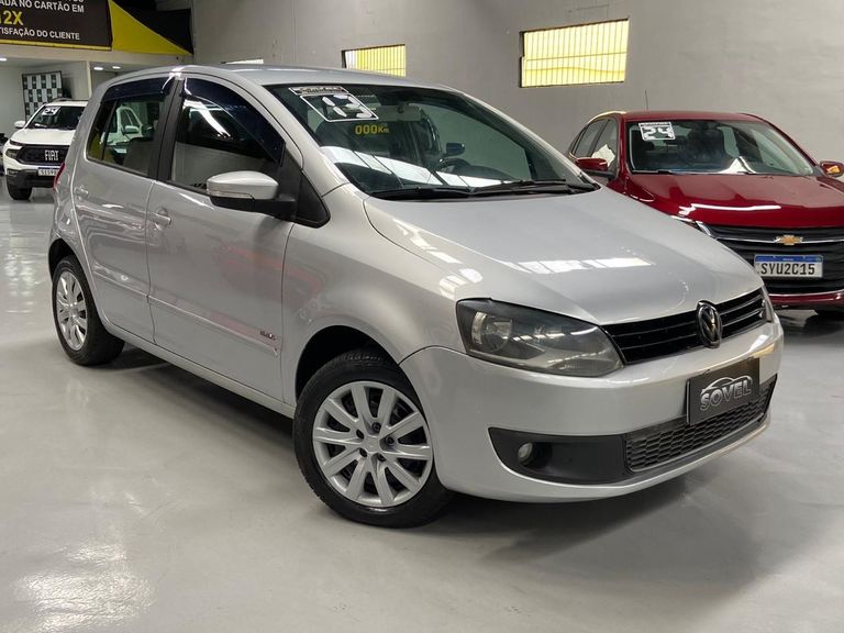 VolksWagen Fox 1.6 Mi Total Flex 8V 5p