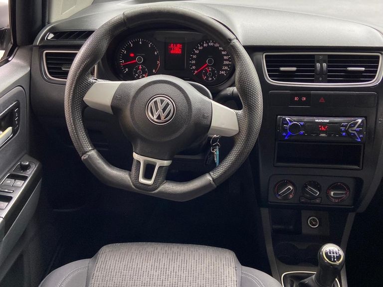 VolksWagen Fox 1.6 Mi Total Flex 8V 5p