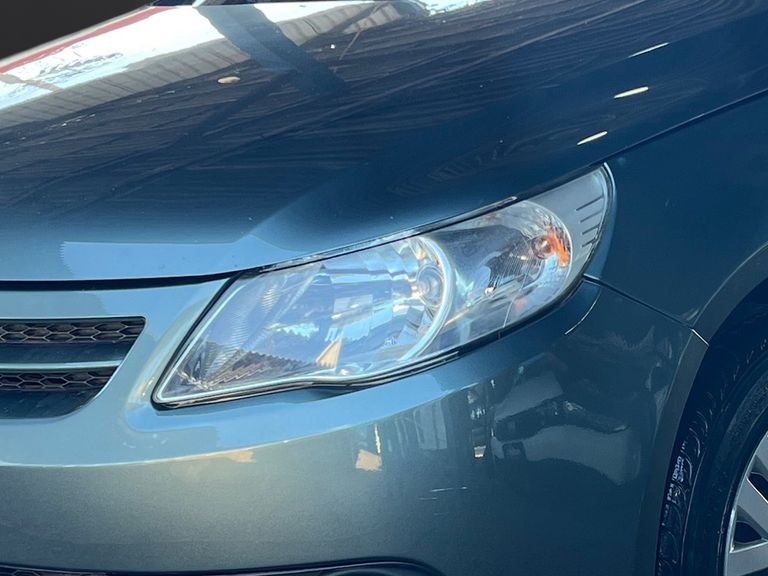 VolksWagen Gol (novo) 1.0 Mi Total Flex 8V 4p