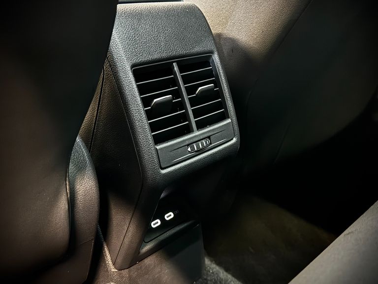 VolksWagen Nivus Highline 1.0 200 TSI Flex Aut.