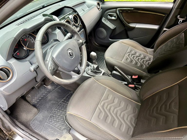Renault DUSTER Dynamique 2.0 Flex 16V Aut.