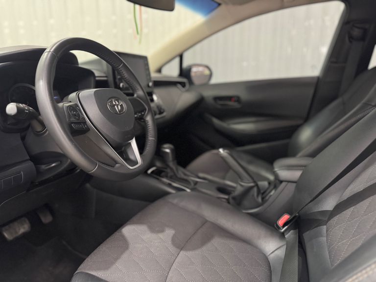 Toyota Corolla GLi 2.0 16V Flex Aut.