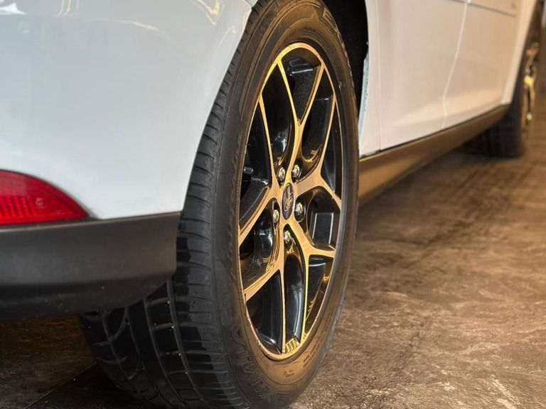 Ford Focus TITA/TITA Plus 2.0  Flex 5p Aut.