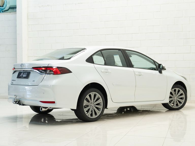 Toyota Corolla XEi 2.0 Flex 16V Aut.