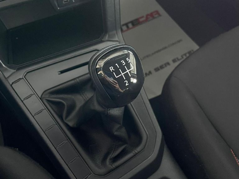 VolksWagen Polo Track 1.0 Flex 12V 5p