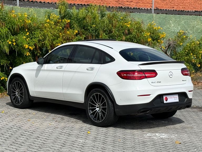 Mercedes GLC 250 Coupe 4MATIC 2.0 TB 16V Aut.