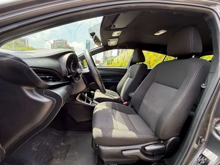 Toyota YARIS XL 1.5 Flex 16V 5p Aut.