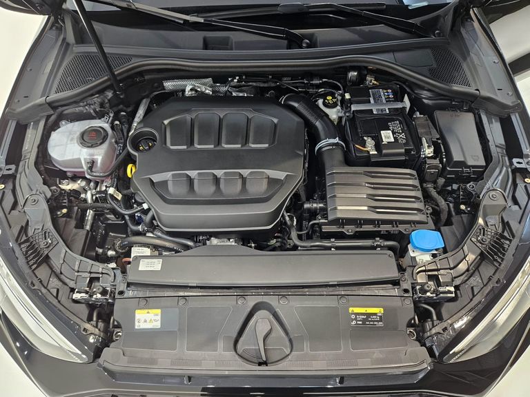 Audi A3 Sed.Perf. Black 2.0 TFSI S-tr. (Hib.)