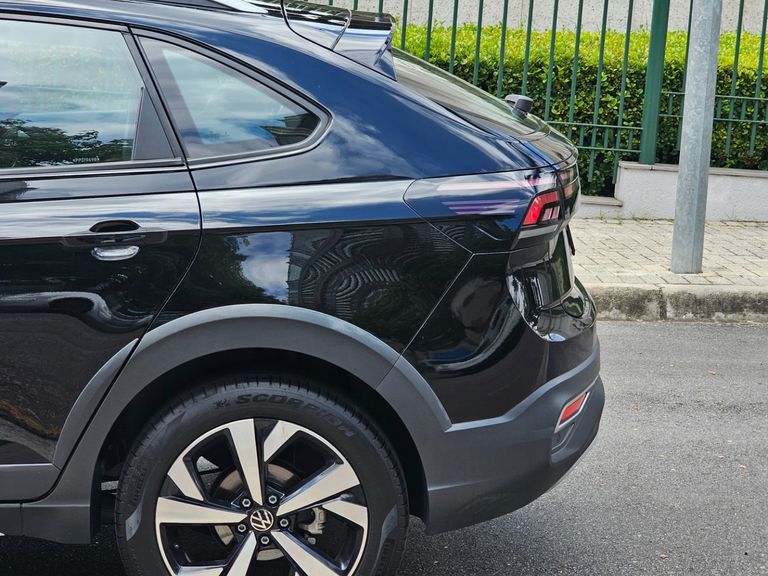 VolksWagen Nivus Highline 1.0 200 TSI Flex Aut.