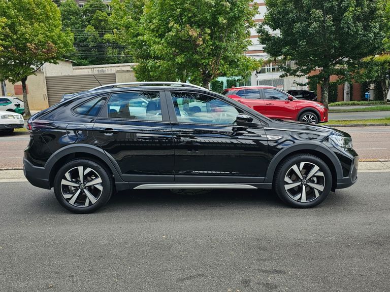 VolksWagen Nivus Highline 1.0 200 TSI Flex Aut.