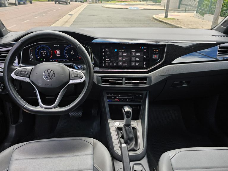 VolksWagen Nivus Highline 1.0 200 TSI Flex Aut.