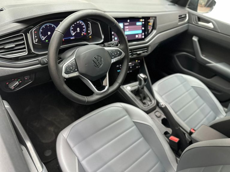 VolksWagen Nivus Highline 1.0 200 TSI Flex Aut.