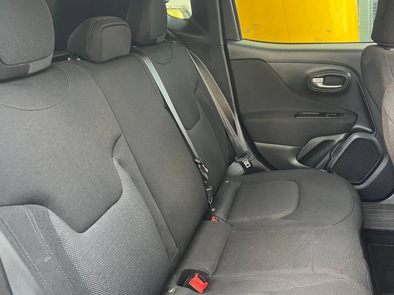 Jeep Renegade 1.8 4x2 Flex 16V Aut.