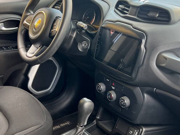Jeep Renegade 1.8 4x2 Flex 16V Aut.