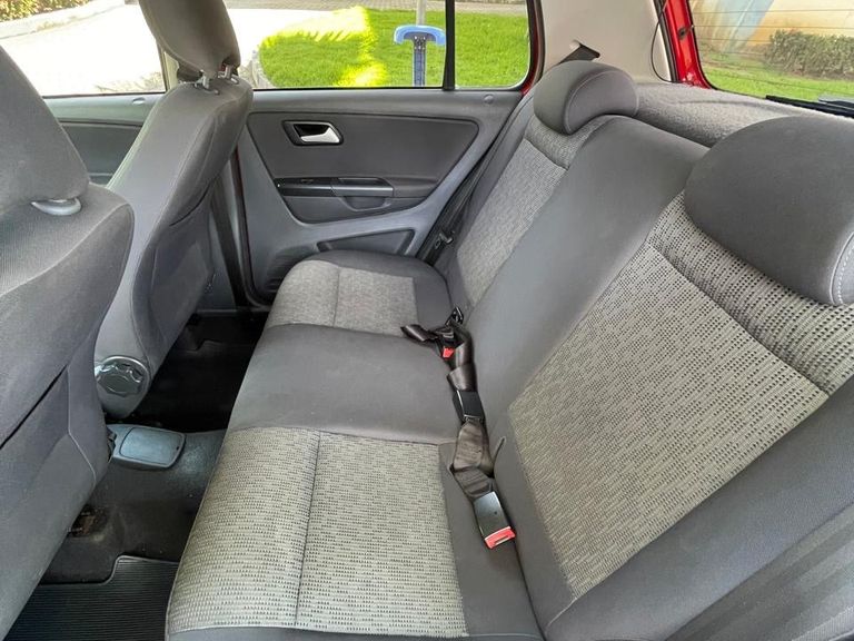 VolksWagen Fox 1.6 Mi Total Flex 8V 5p