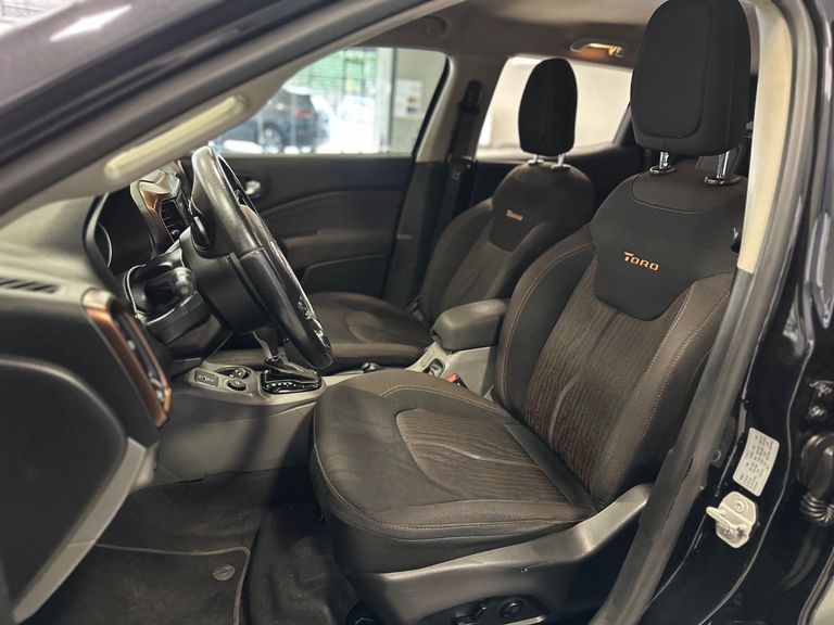 Fiat Toro Volcano 2.4 16V Flex Aut.