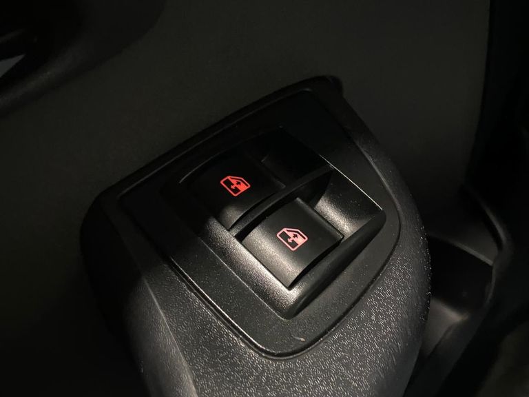 Fiat Doblo ESSENCE 1.8 Flex 16V 5p