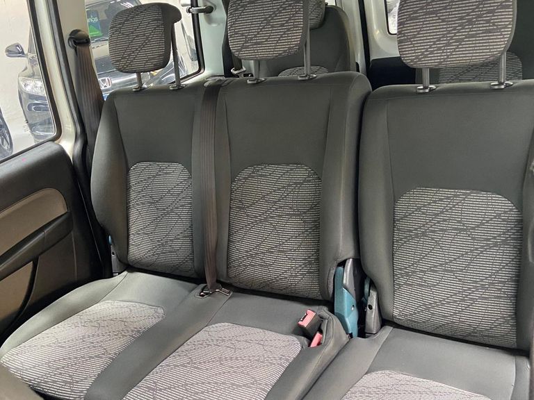 Fiat Doblo ESSENCE 1.8 Flex 16V 5p