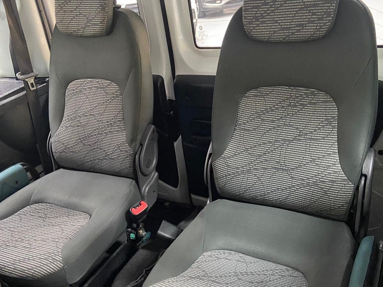 Fiat Doblo ESSENCE 1.8 Flex 16V 5p